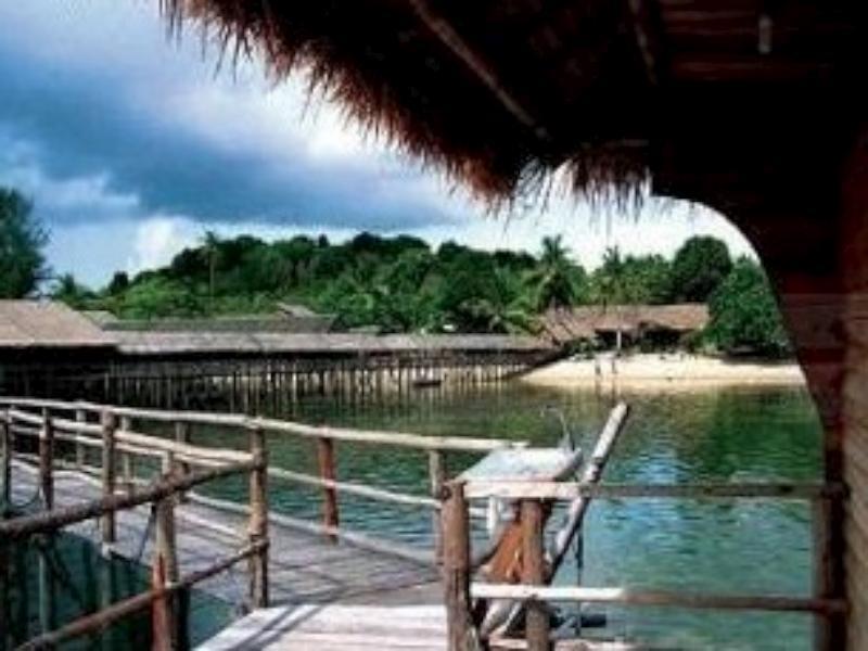 تيلوكباكاوْ Bintan Laguna Restaurant And Resort المظهر الخارجي الصورة
